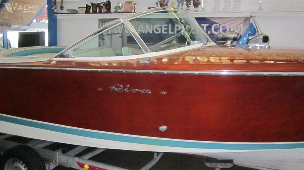 Aquarama Archives - YotLot Aquarama Archives - YotLot